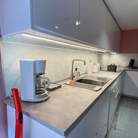 Next2Airport - Appartement House Of Lions Ransart Екстер'єр фото